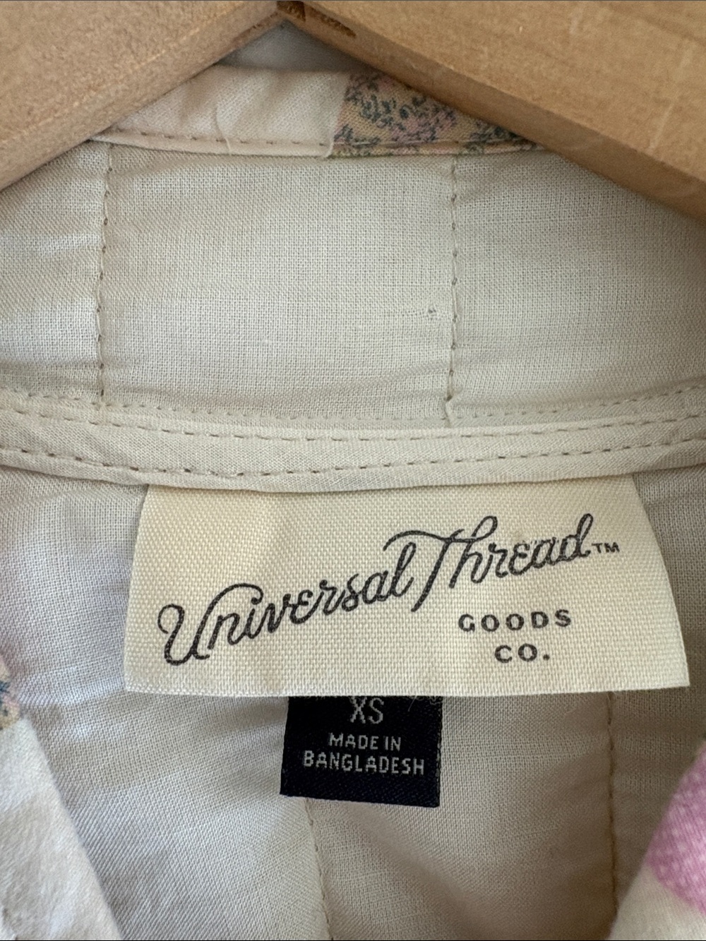 Universal Thread Quilted Patterned Crop Jacket - Picture 5 of 5